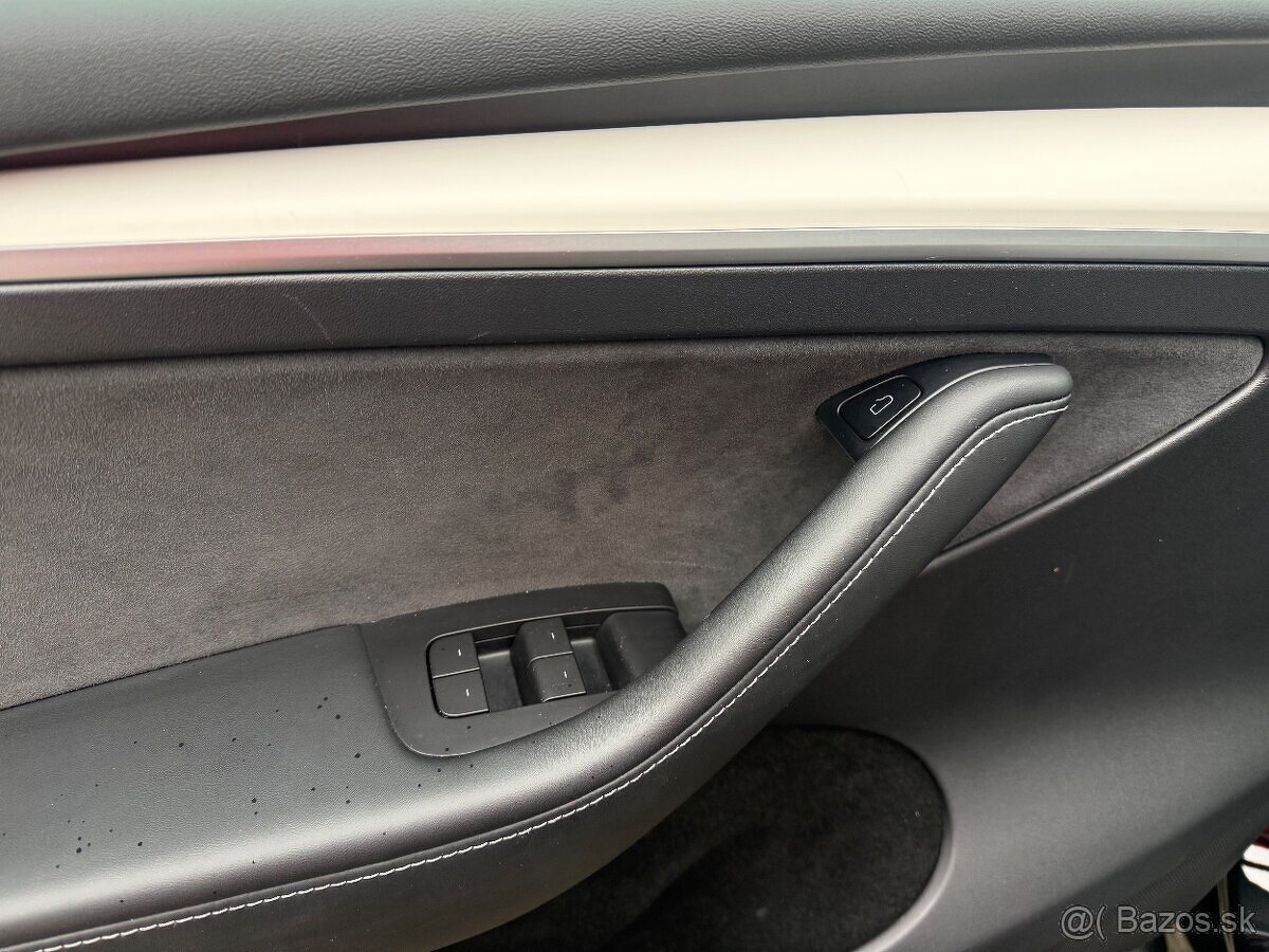 Tesla Model Y 2024 - 30.000 KM AWD LONG RANGE - 11