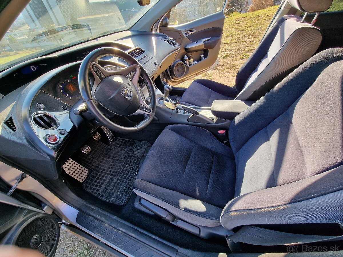 Honda civic 1.8 Vtec 8 g Ufo - 11