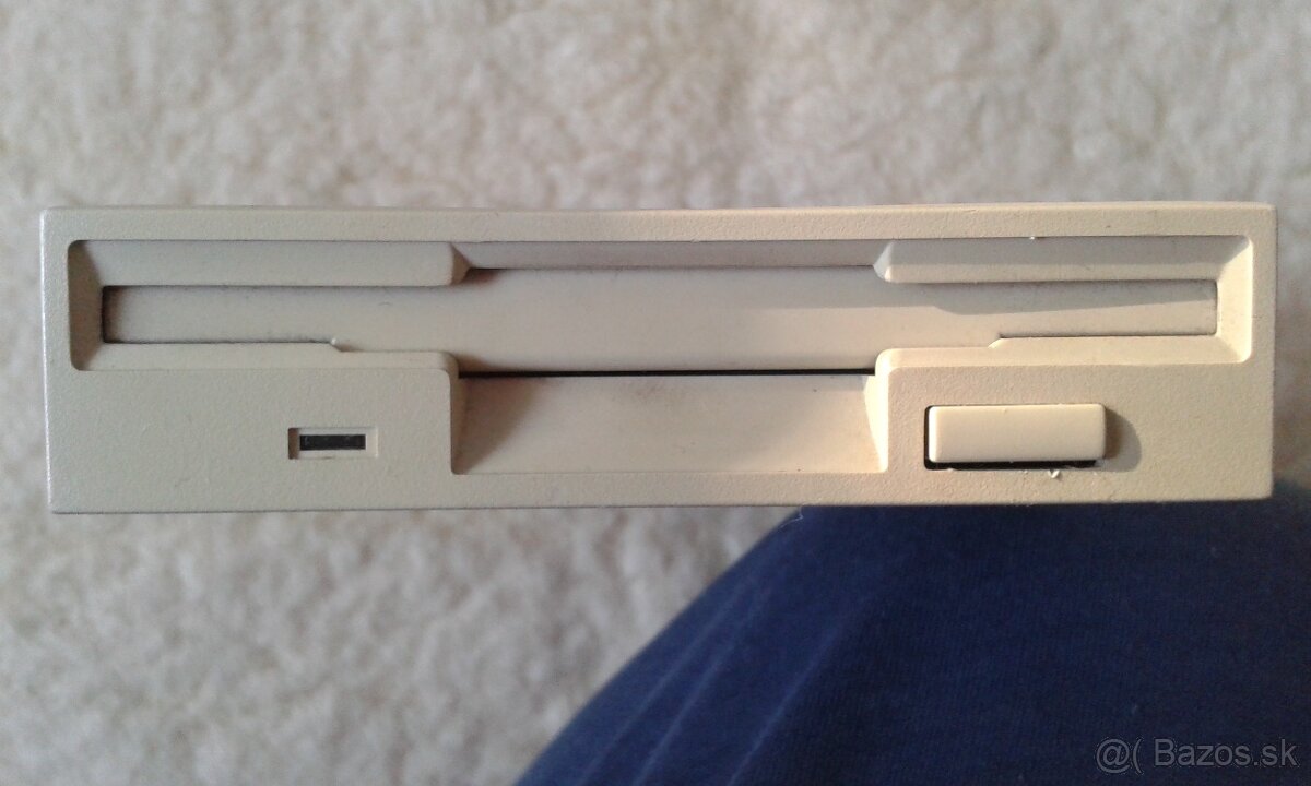 3x Disketové mechaniky (FDD) 1,44" HD - 11