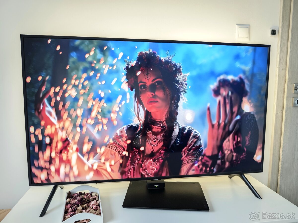 Samsung QE49Q60RAT 124 cm 49" UHD 4K Smart QLED TV - 11