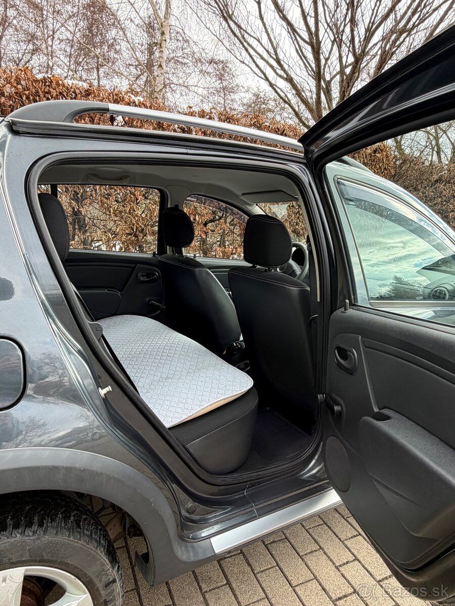 Dacia Sandero 1.6 MPI 64 kW - 11