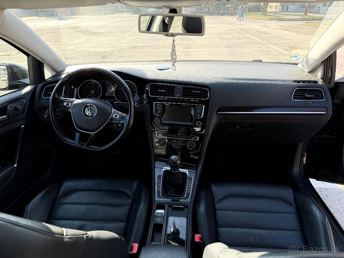 VW Golf 7 Variant 2.0 TDI 110kW 4Motion Highline - 11