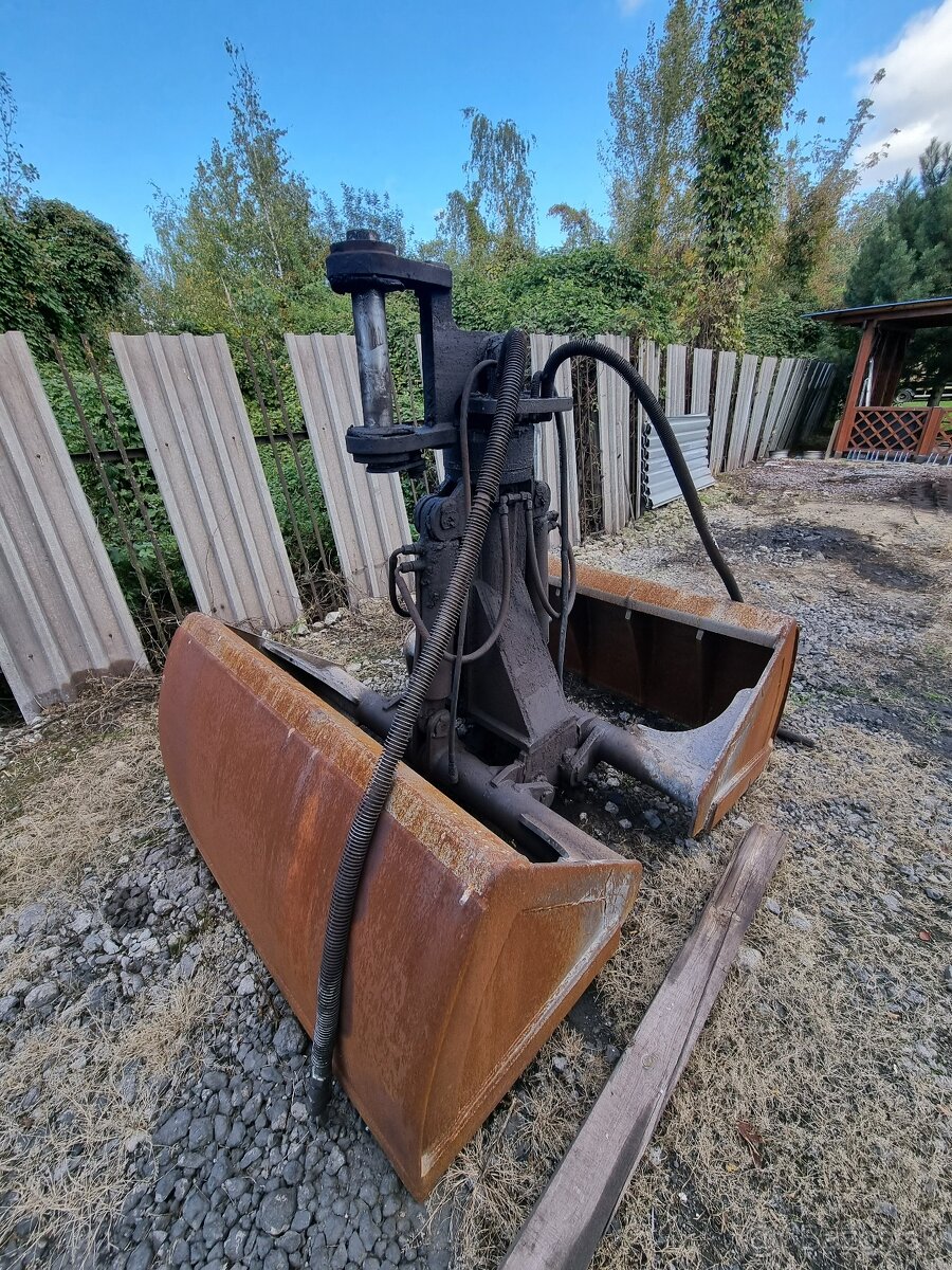CAT M322C MH r.v. 2005 + DRAPÁK 2m³ - Material Handler - 11
