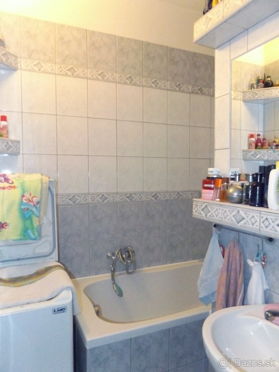 PRENÁJOM: Zariadený 1-izbový byt, 2 lodžie, 41m2 - 11