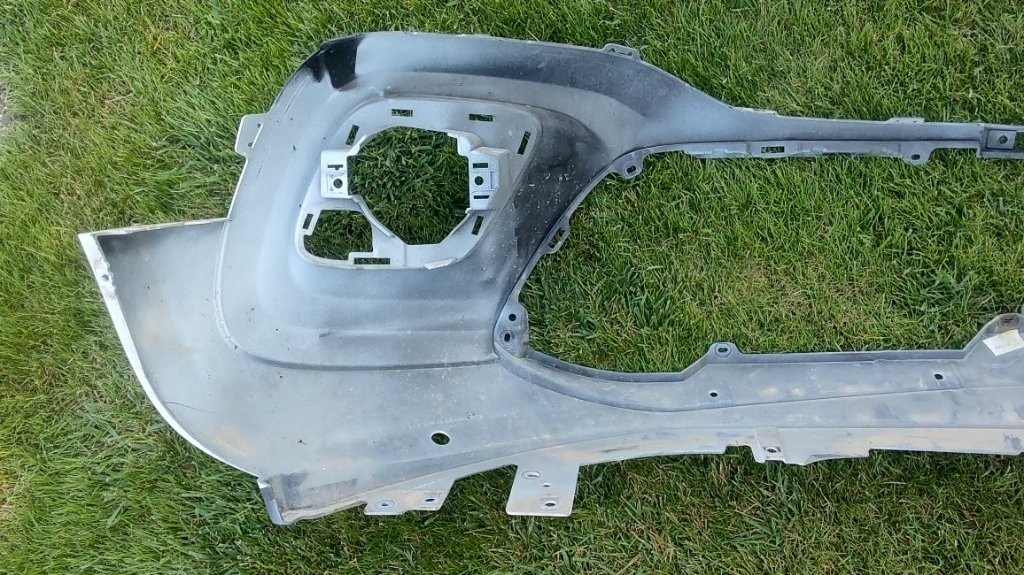 Mercedes X class W470 2017 - 2020 - Predny naraznik - 11