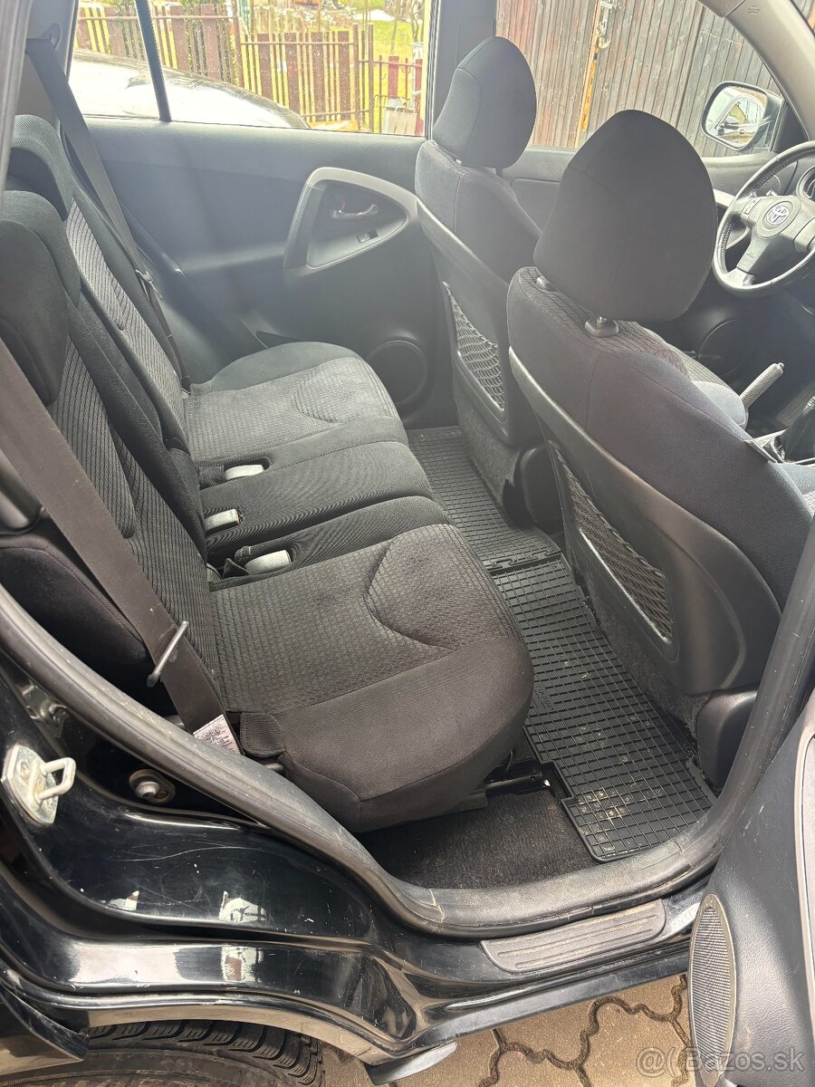 Toyota Rav4 2.2 130kw - 11