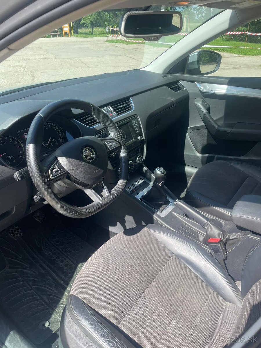 🚗 Škoda Octavia 3 (2.0 TDI) - 11