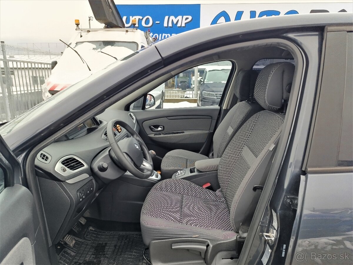 Renault Mégane Scénic - 11