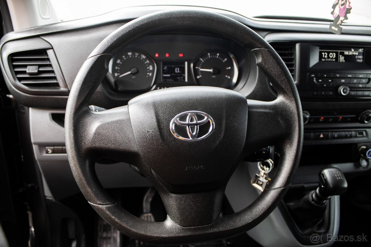 Toyota Proace 110kW (2019) - 11