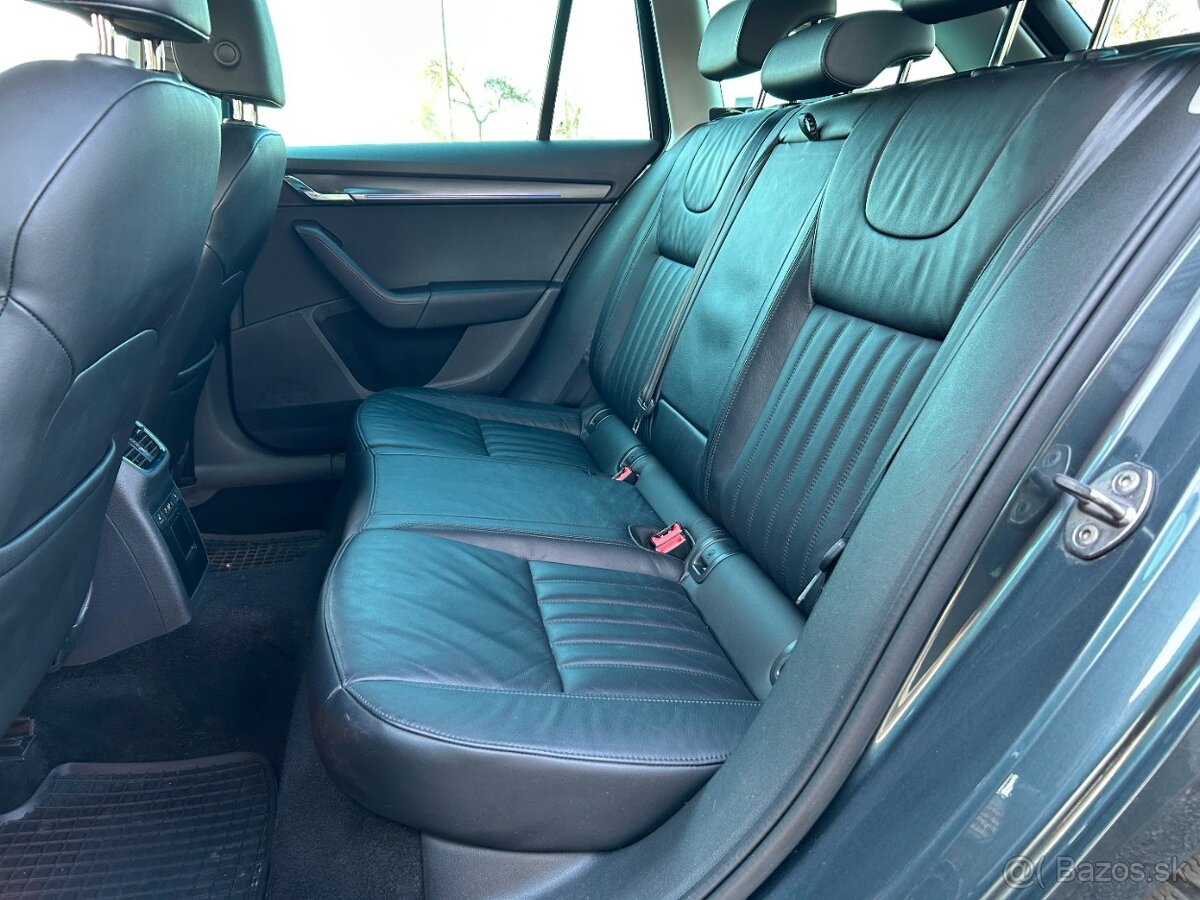Škoda Octavia Combi 2.0 TDI DSG - 11