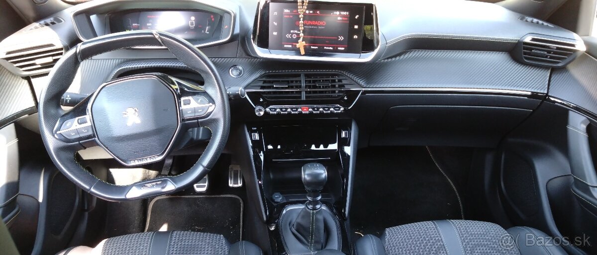 Peugeot 2008 1.2 PureTech 130 GT - 11