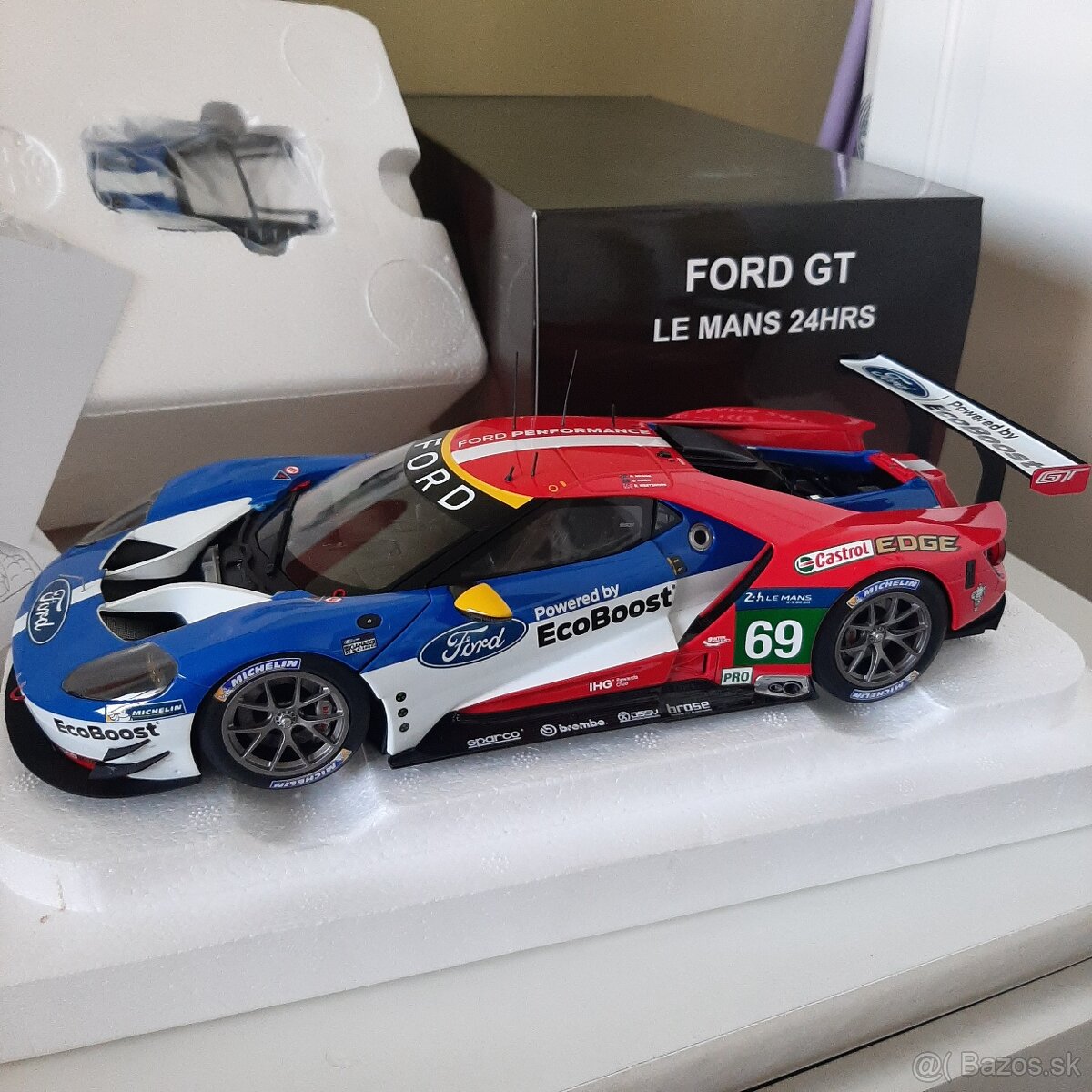 1:18 Autoart modely - 11