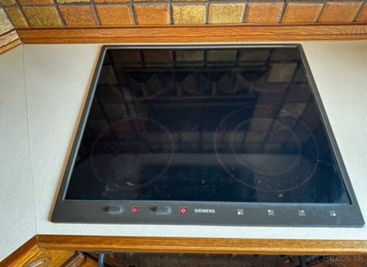 Dubová rustikální linka včetně spotřebičů, 5045 - 11