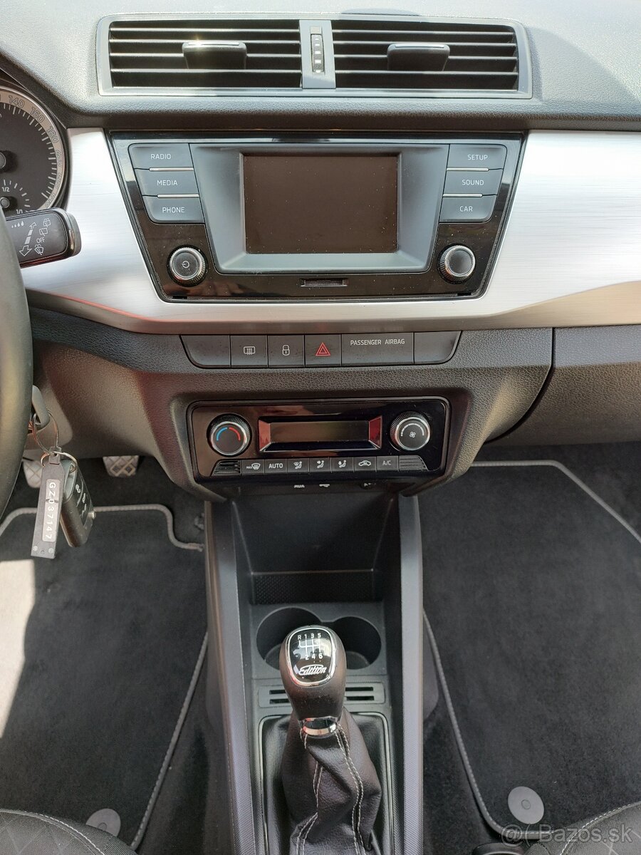 Škoda Fabia 3 combi 1,2 turbo 82kw - 11