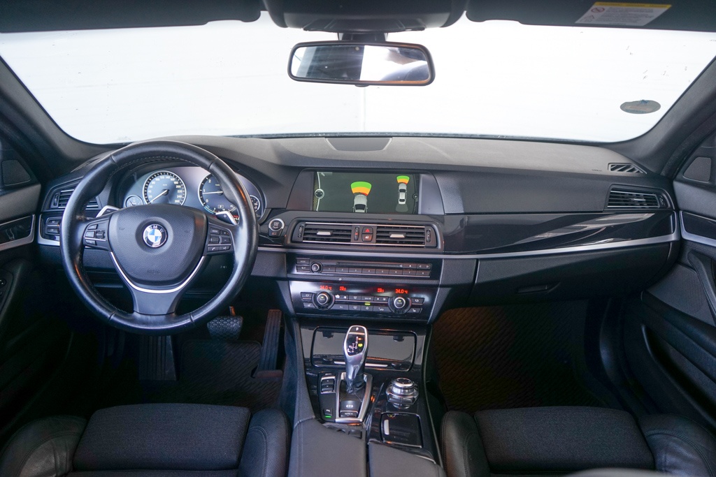 119- Bmw, Rad 5, 2012, nafta, 2.0 d, 135kw - 11