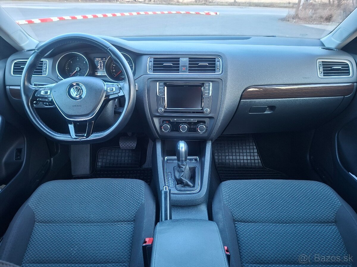 VW JETTA, 2.0 TDI, 81 kW, 2015, 7-st. DSG - 11
