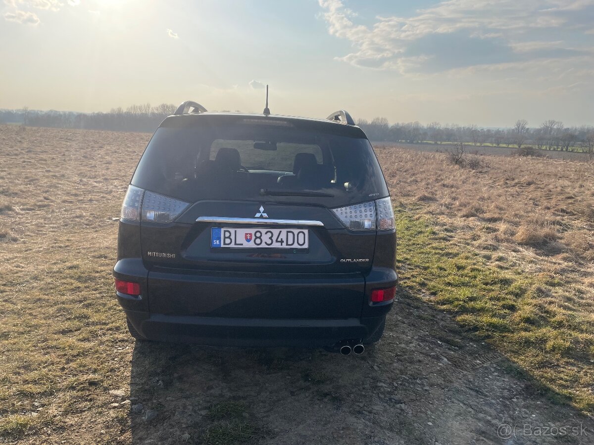 Predám MITSUBISHI Outlander - 11
