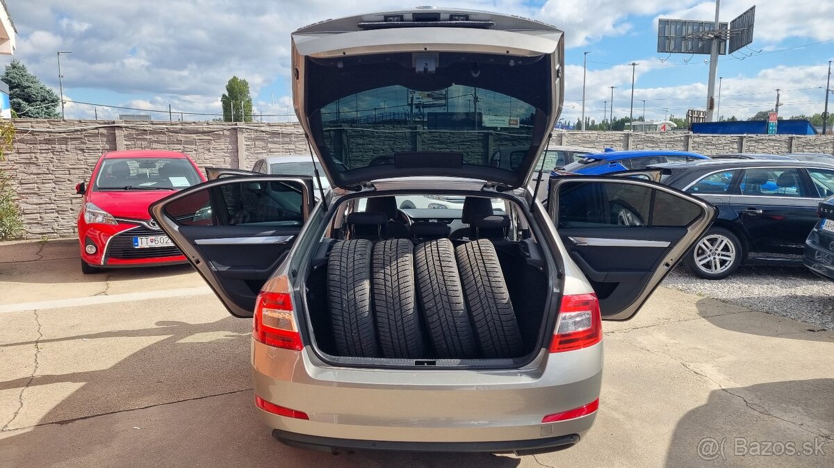 Škoda Octavia 1,6TDi 81kW Style - 11