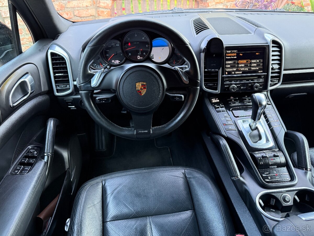 Porsche Cayenne 3.0tdi - 11