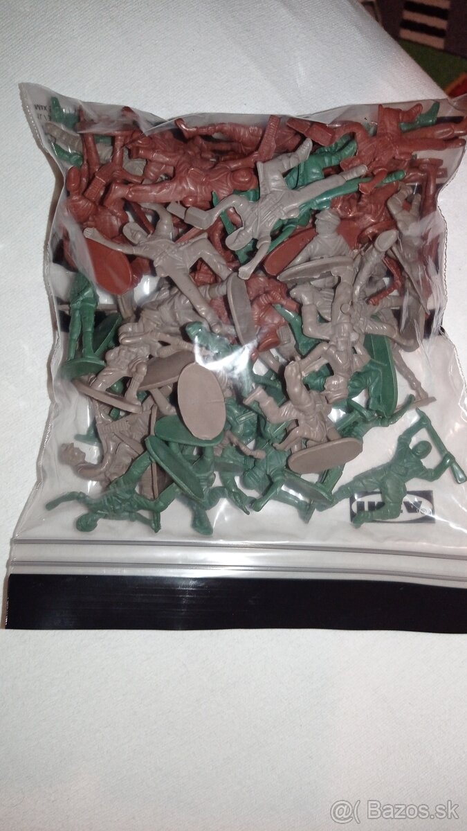 Plastový vojacikovia - 11