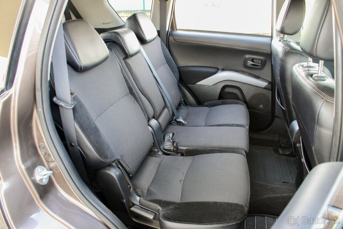 Mitsubishi Outlander 2.2 DI-D 4x4 - 11