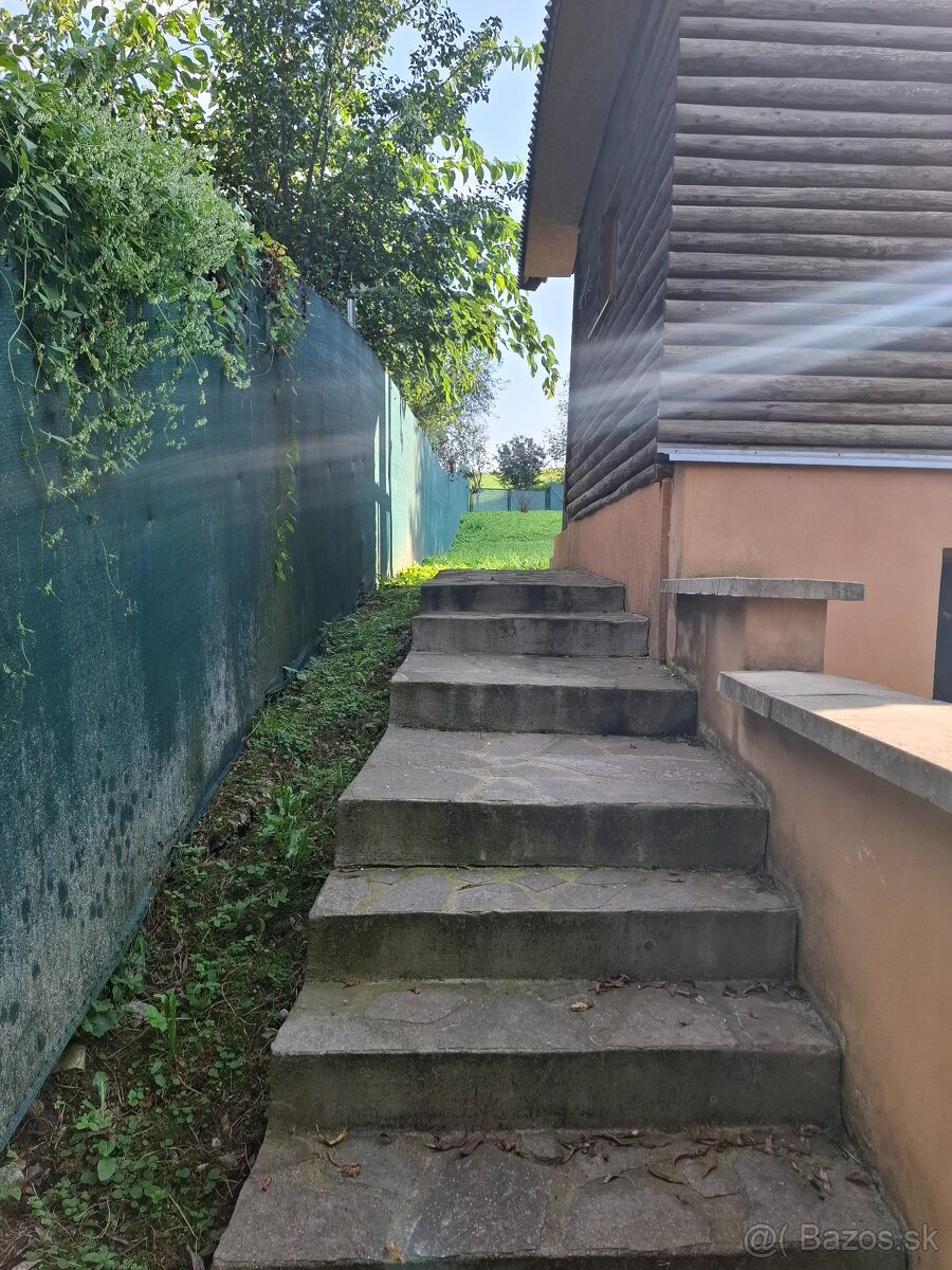 Chata s pozemkom - Hnúšťa Majer - 11