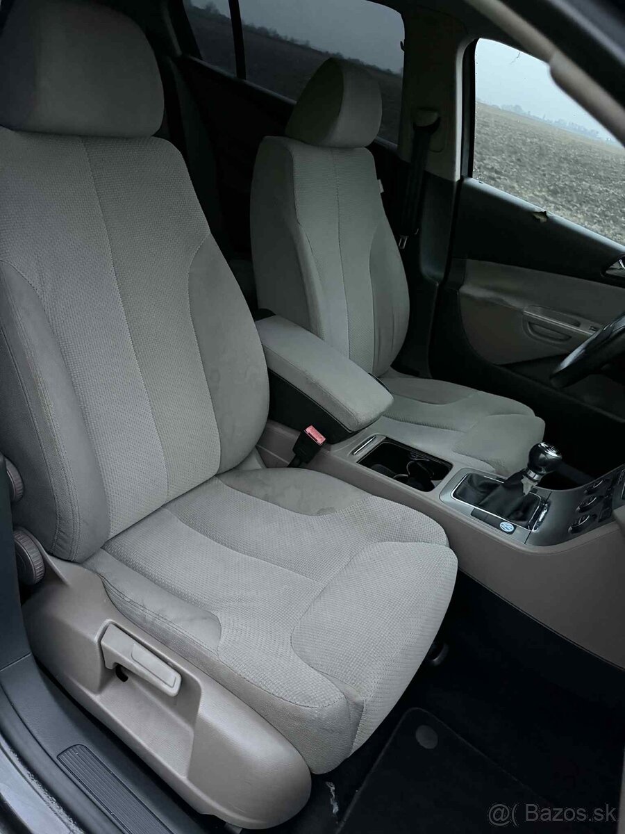 Volkswagen passat b6 - 11