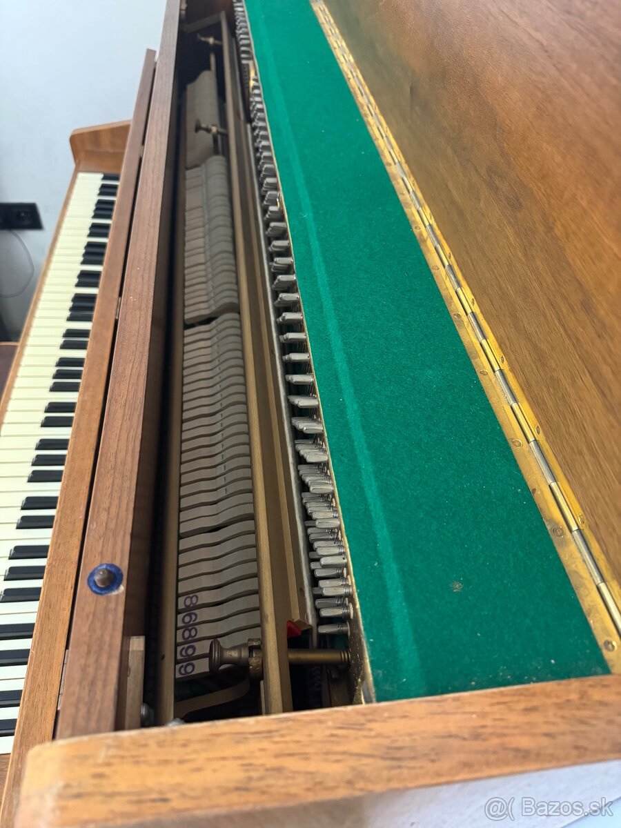Klavír - 11