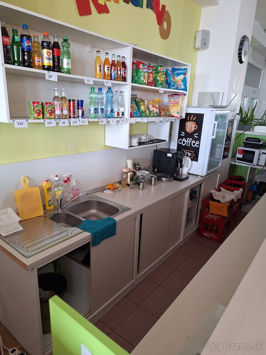 Detské interiérové ihrisko s kaviarňou - 11