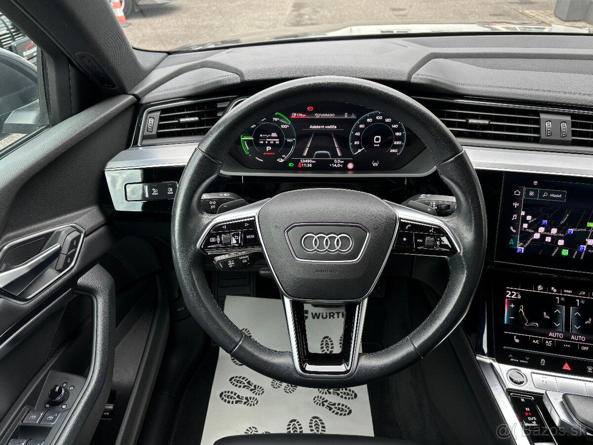 Audi E-tron 50 quattro S line Sivá - 11