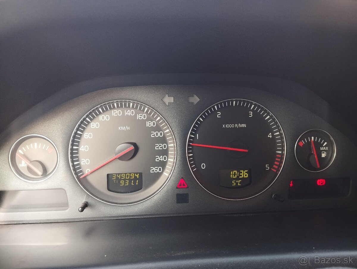 VOLVO S60 2,4D 2001 5-st. manuál - 11