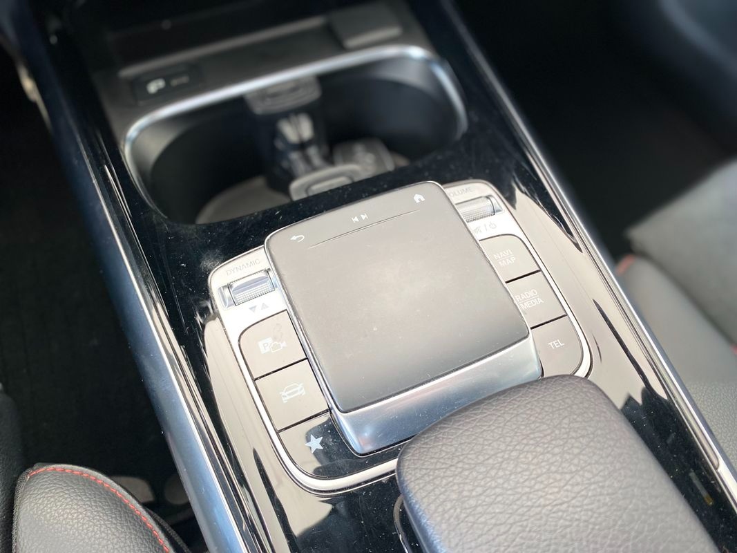 Mercedes - Benz B 200d 110kW AMG Line AT/8 - 11