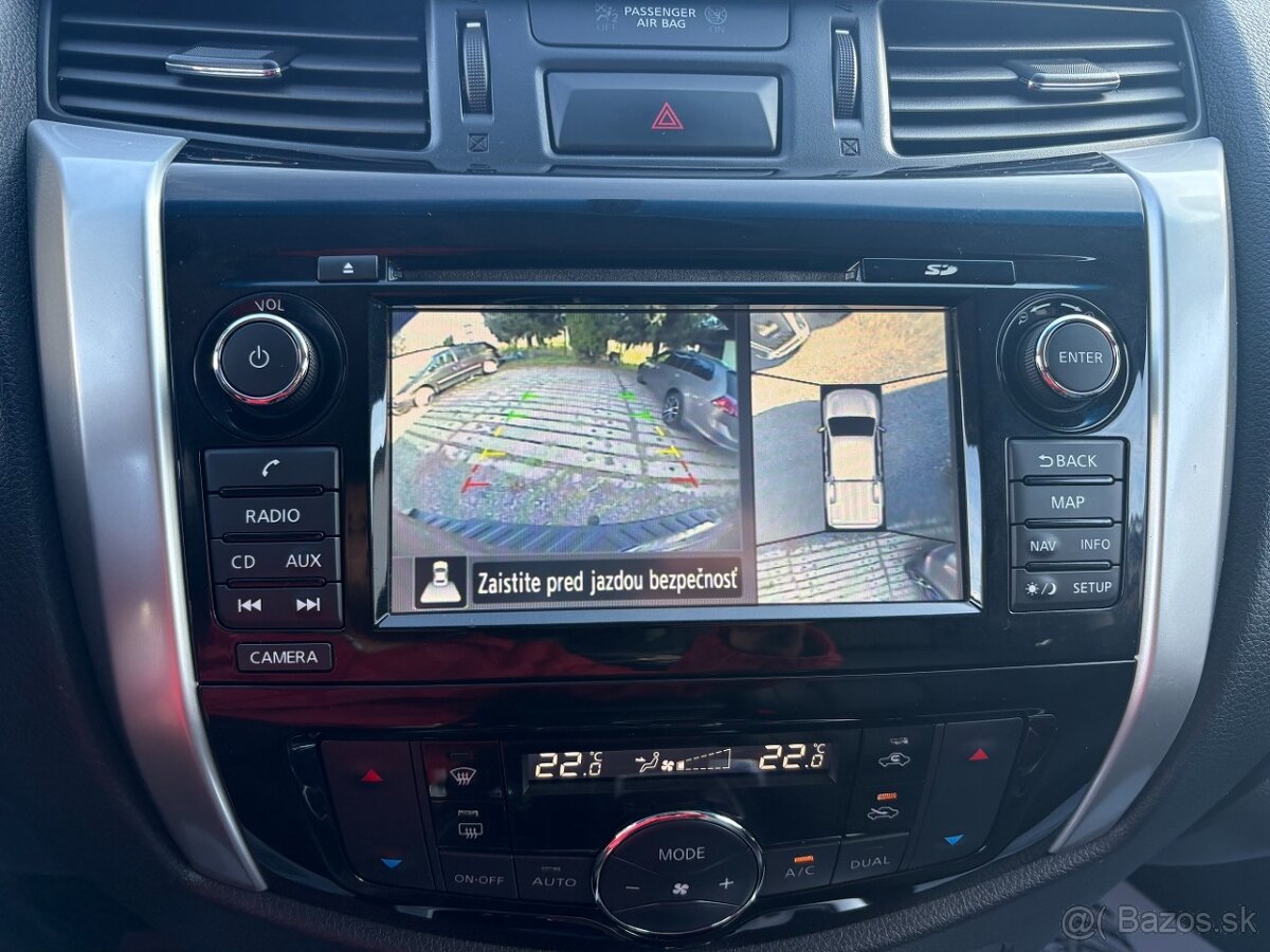 Nissan Navara DoubleCab dCi 190 Tekna A/T - 11