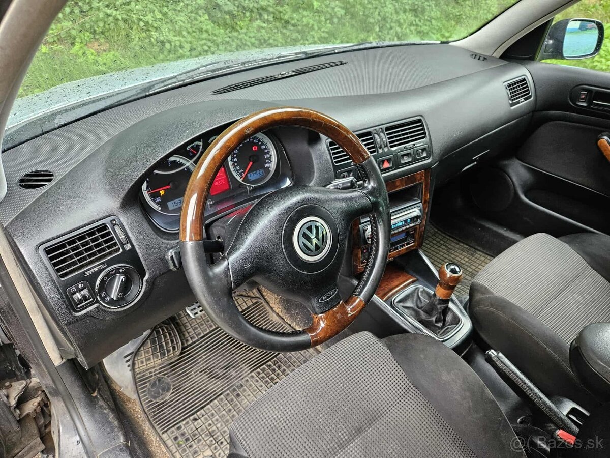 ROZPREDAM VW BORA na náhradné diely - 11