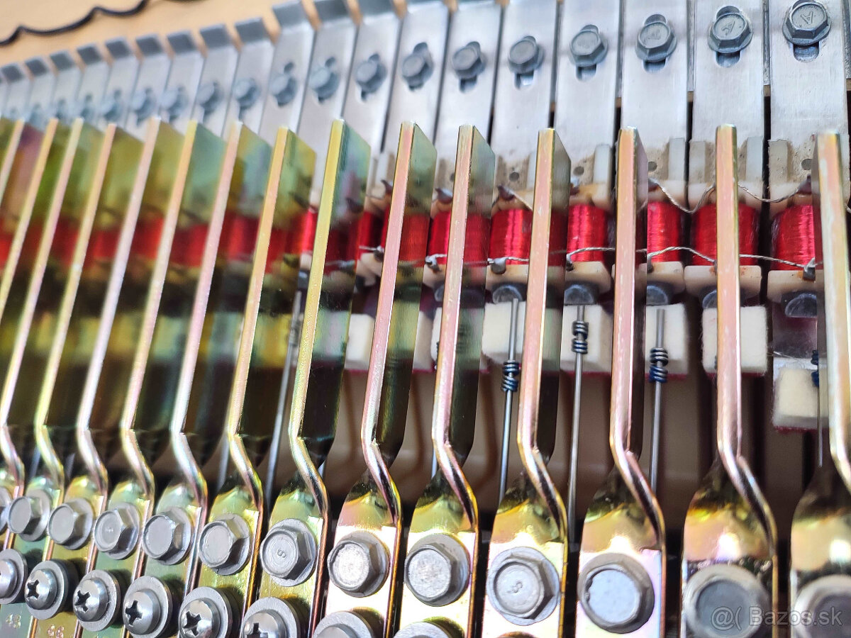 RHODES MARK I SeventyThree rok 1975 - 11