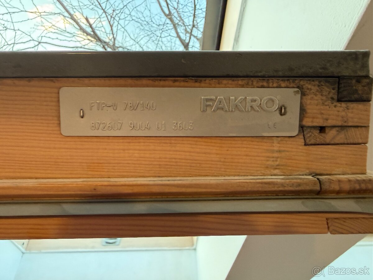 Predam stresne okna FAKRO 7ks - 11