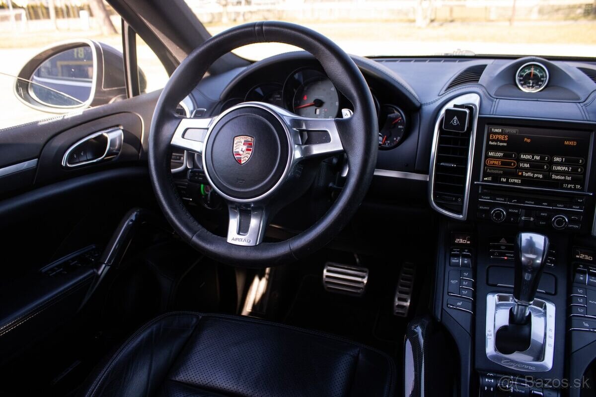 Porsche Cayenne S 4,2 V8 281 kW - 11