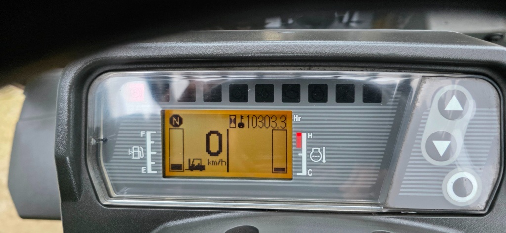 Caterpillar DP35N - 11