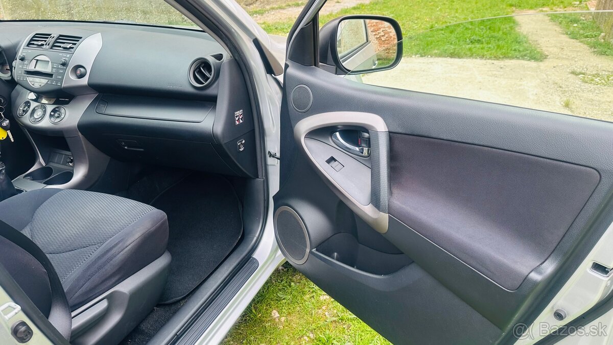 Toyota RAV4 4x4 - 11