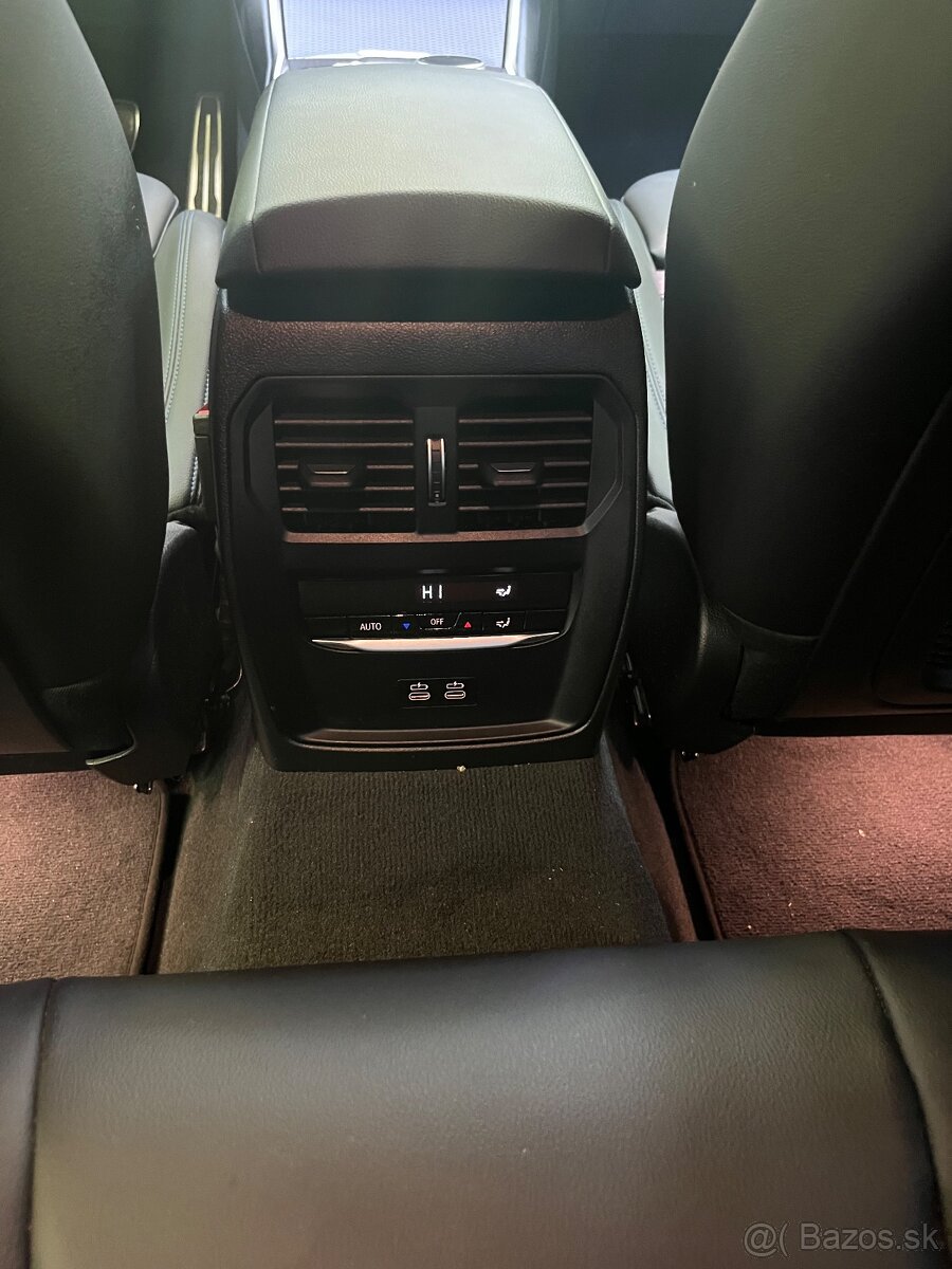 BMW 330i M pacet - 11