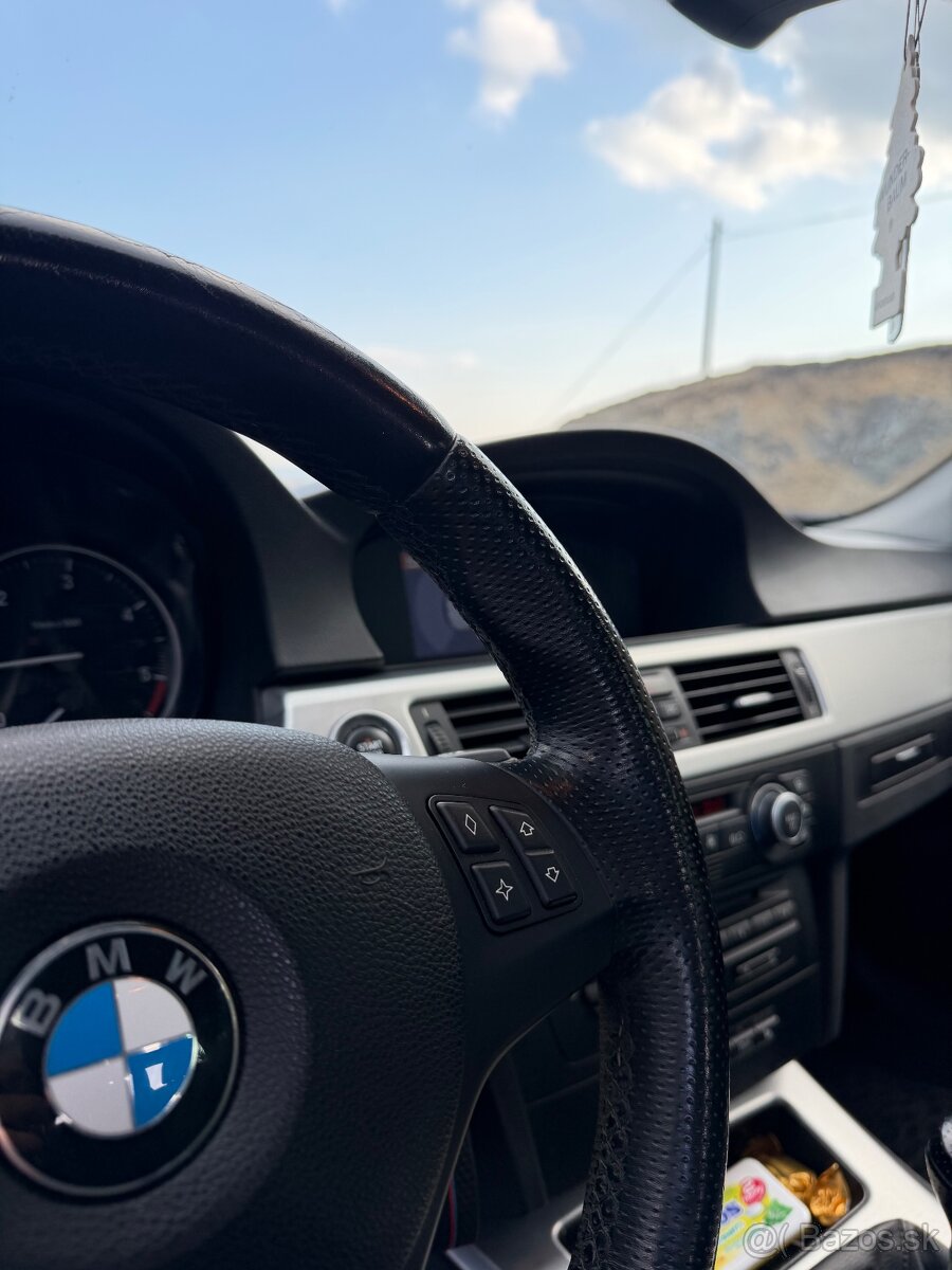 BMW E91 320xd - 11