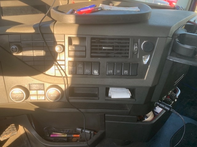 VOLVO FH 500 r.v.:1/2015 - 11