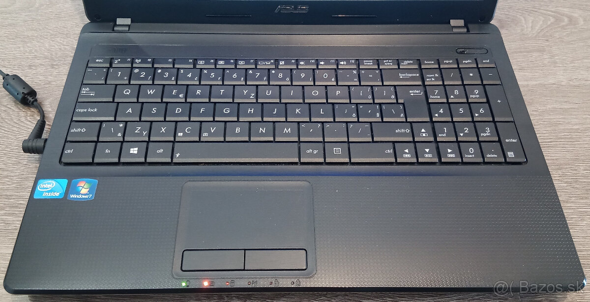 ASUS X54C - 11