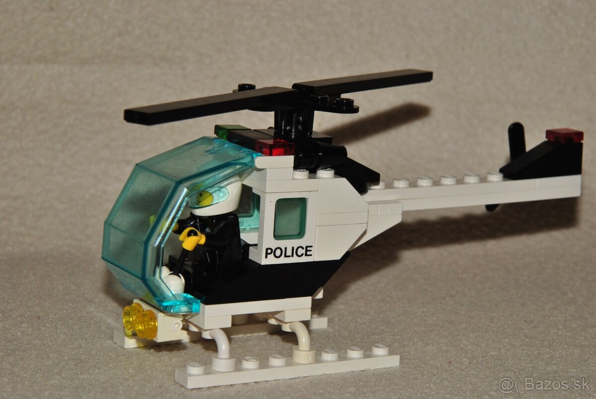 LEGO Classic Town 80-te roky - 11