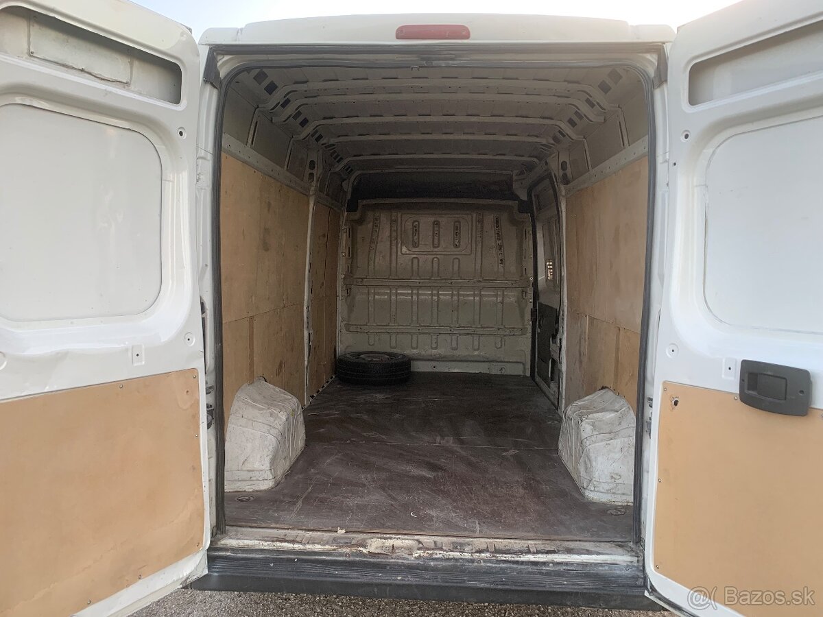 Citroen Jumper 2,2 HDi pre 3 osoby - 11