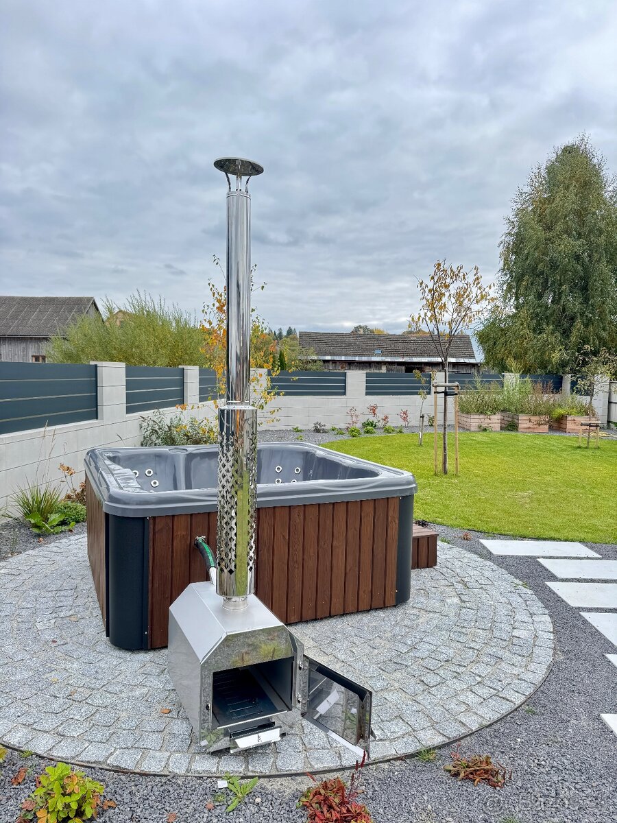 Štvorcová kúpacia kaďa, vírivka, jacuzzi - 11