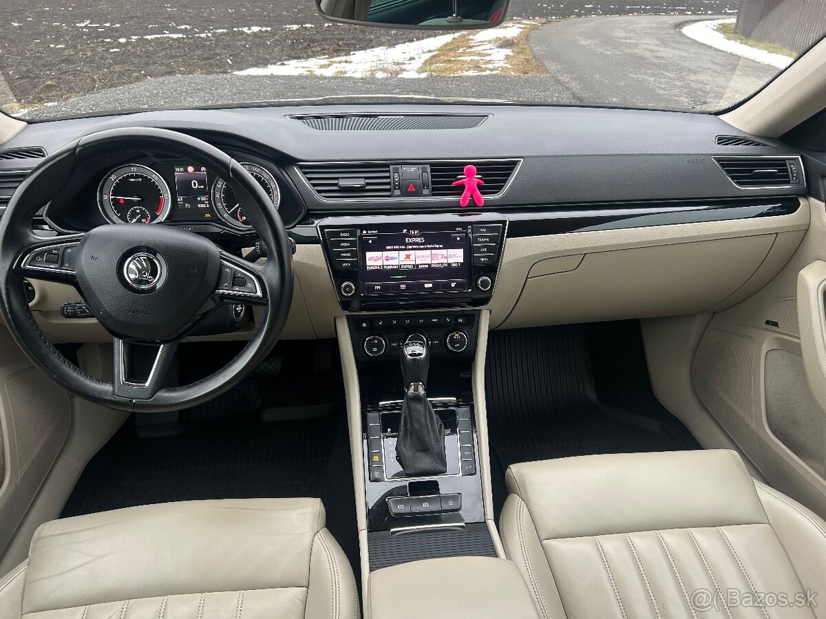 Škoda Superb Combi L&K 2.0 TDI Dsg - 11