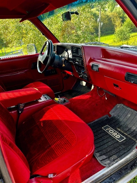 Ford Ranger XLT z roku 1989 - 11