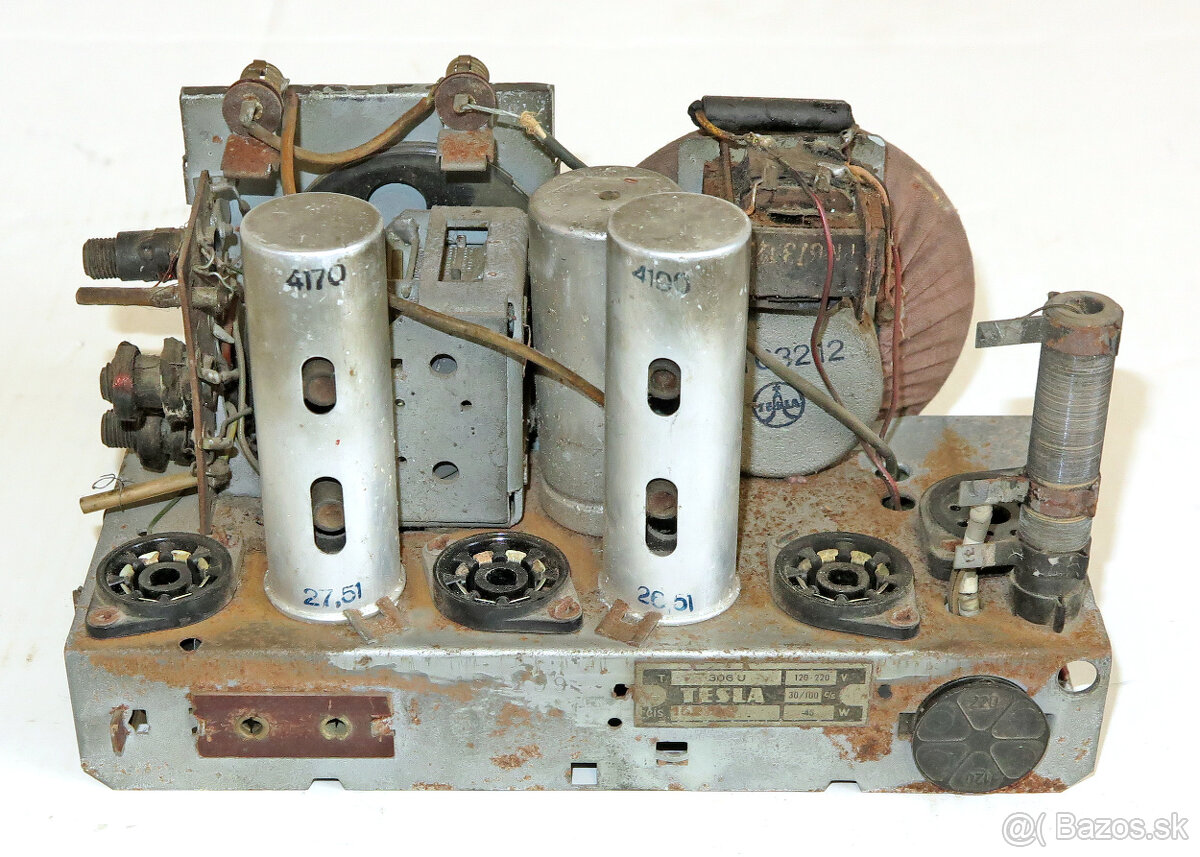 Elektrónkové bakelitové rádio Tesla Talisman 306U - 11