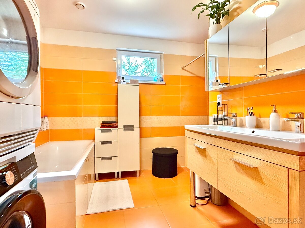 Novostavba RD s viničným domčekom a klembovou pivnicou - 11